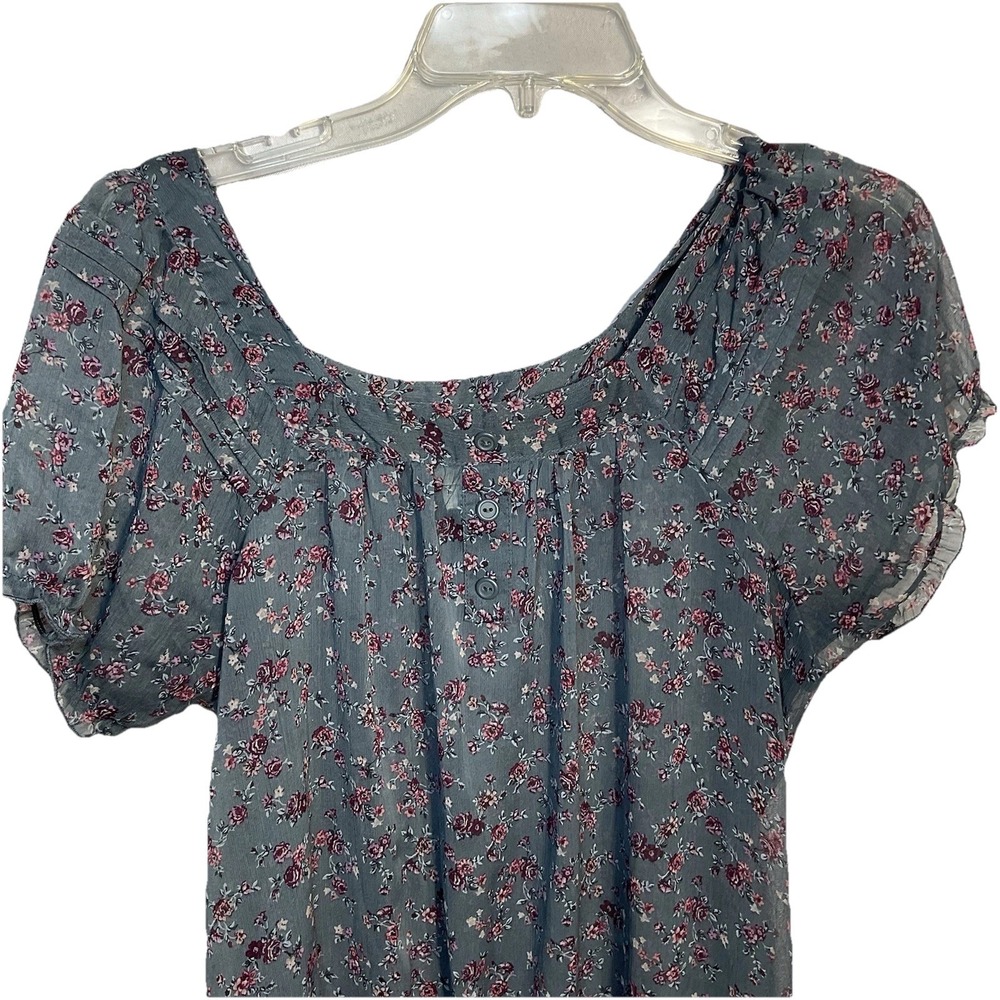 Mossimo Floral Short Sleeve Size XL Peasant Blouse Grey Chiffon Boho Summer